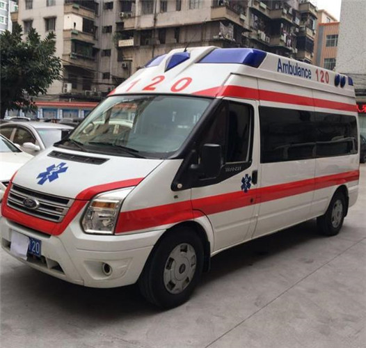雁塔信赖我们的救护车出租,让转院不再艰难